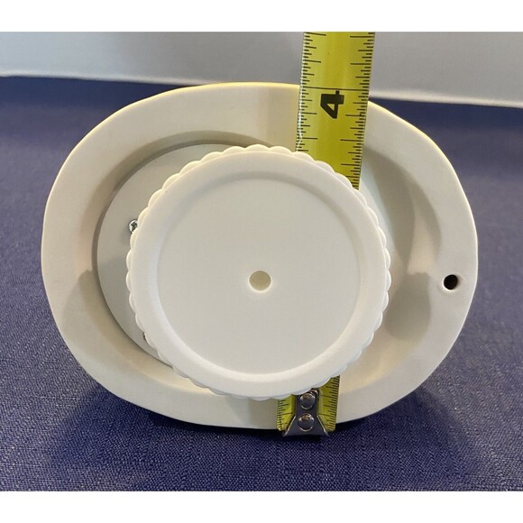 Hummel, "Two Hearts" Musical Figurine, plays "What the World Needs Now is Love". - Picture 9 of 12